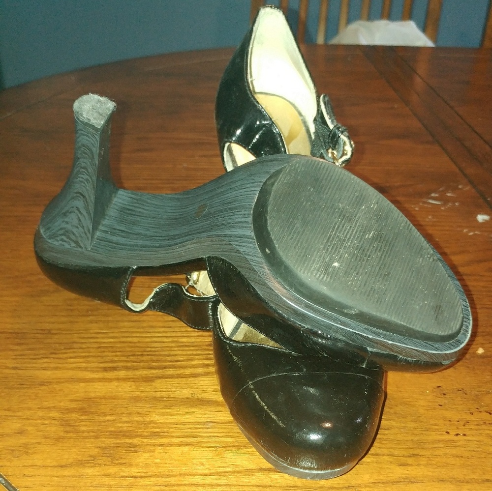 Michael Kors Heels - Picture 3 of 6